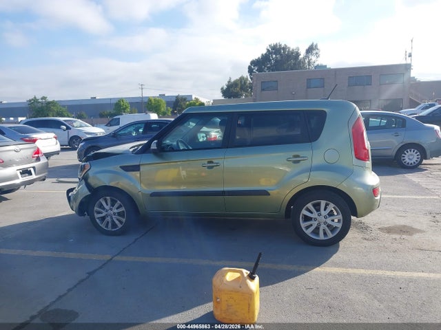 44965863 :رقم المزاد ، KNDJT2A63D7558092 vin ، 2013 Kia Soul + مزاد بيع
