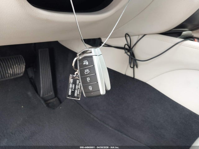 Genesis G80 5.0 Ultimate 2017 KMHGN4JFXHU202337 Image 11