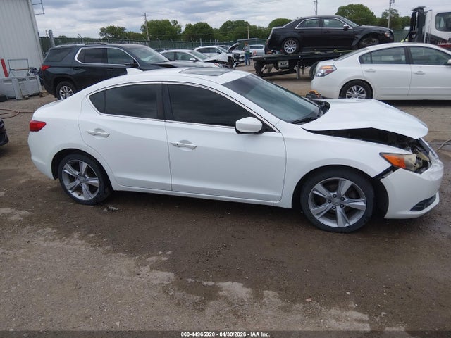 2013 Acura Ilx 2.0l მანქანა იყიდება აუქციონზე, vin: 19VDE1F77DE019695, აუქციონის ნომერი: 44965920