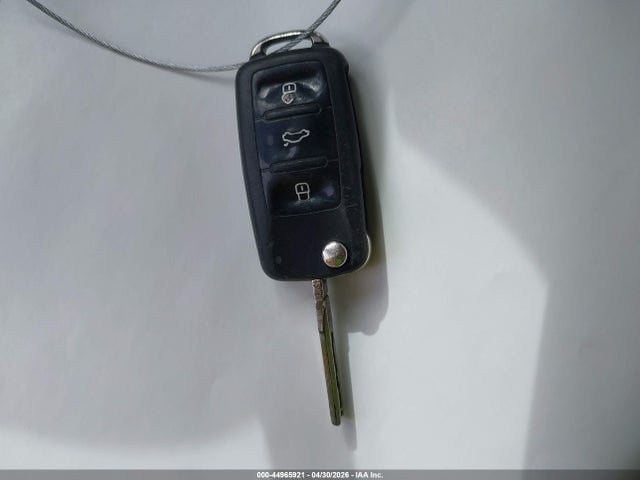 44965921 :رقم المزاد ، 3VWDP7AJ7DM433151 vin ، 2013 Volkswagen Jetta 2.5l Se مزاد بيع