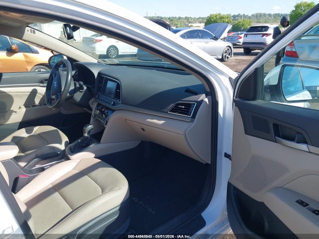 5NPD84LF3HH120519 Hyundai Elantra Limited