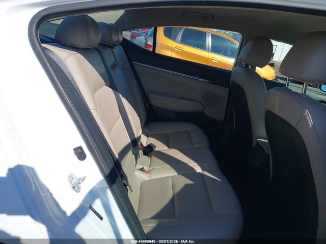 5NPD84LF3HH120519 Hyundai Elantra Limited