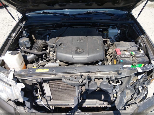 Toyota Tacoma Base V6 2015 3TMLU4EN1FM184898 Image 10