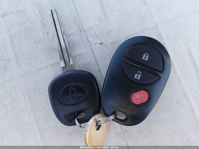 Toyota Tacoma Base V6 2015 3TMLU4EN1FM184898 Image 11