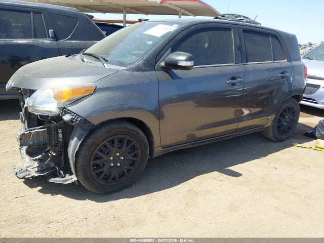 JTKKUPB45E1042342 Scion XD