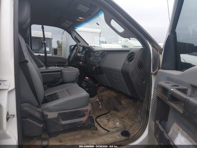 1FD0W5HT6GEA85462 Ford F-550 Chassis Xl