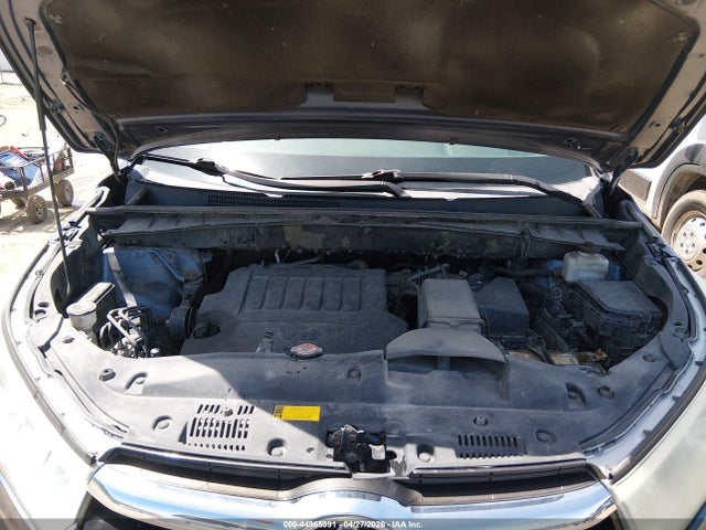 44965991 :رقم المزاد ، 5TDBKRFH5FS203363 vin ، 2015 Toyota Highlander Le/le Plus مزاد بيع