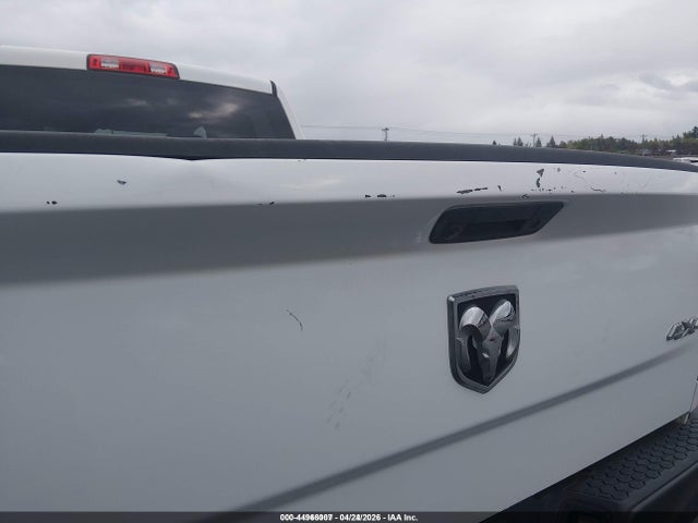 44966007 :رقم المزاد ، 1C6RR7KG0HS766155 vin ، 2017 Ram 1500 Tradesman  4x4 5'7 Box مزاد بيع