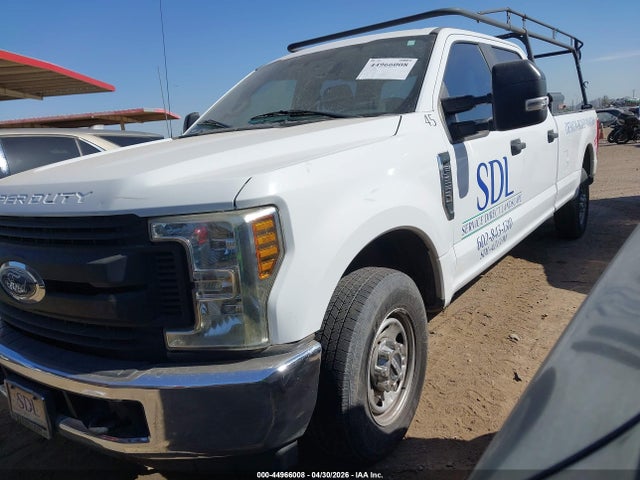 Ford F-250 Xl 2018 1FT7W2A60JEC12784 Image 2