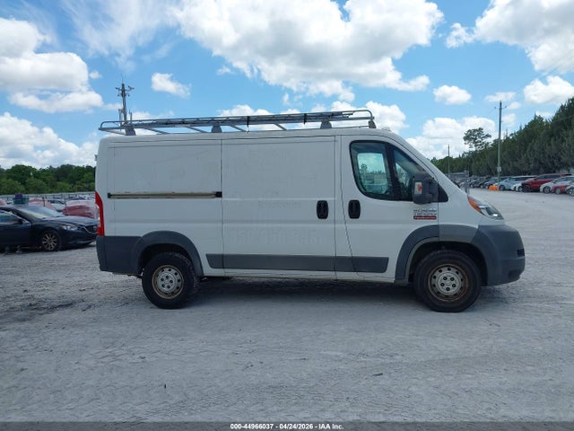 44966037 :رقم المزاد ، 3C6TRVAG2HE515894 vin ، 2017 Ram Promaster 1500 Low Roof 136 Wb مزاد بيع