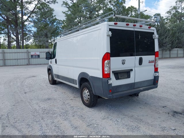 44966037 :رقم المزاد ، 3C6TRVAG2HE515894 vin ، 2017 Ram Promaster 1500 Low Roof 136 Wb مزاد بيع