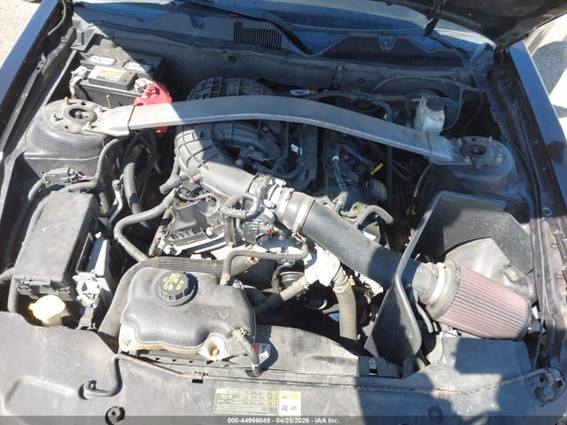2012 Ford Mustang V6 Premium მანქანა იყიდება აუქციონზე, vin: 1ZVBP8EM1C5230620, აუქციონის ნომერი: 44966049