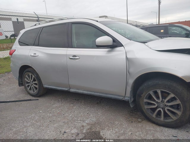 Продаж на аукціоні авто 2015 Nissan Pathfinder Sv, vin: 5N1AR2MN8FC618097, номер лоту: 44966052