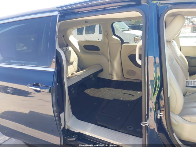 Продаж на аукціоні авто 2021 Chrysler Pacifica Touring L, vin: 2C4RC1BG9MR584392, номер лоту: 44966068