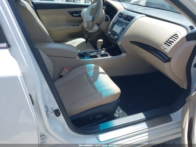 2015 Nissan Altima 2.5 Sl მანქანა იყიდება აუქციონზე, vin: 1N4AL3AP2FN355519, აუქციონის ნომერი: 44966087