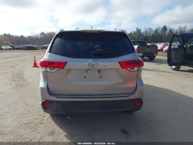 Продажа на аукционе авто 2019 Toyota Highlander Xle, vin: 5TDJZRFH2KS576037, номер лота: 44966093