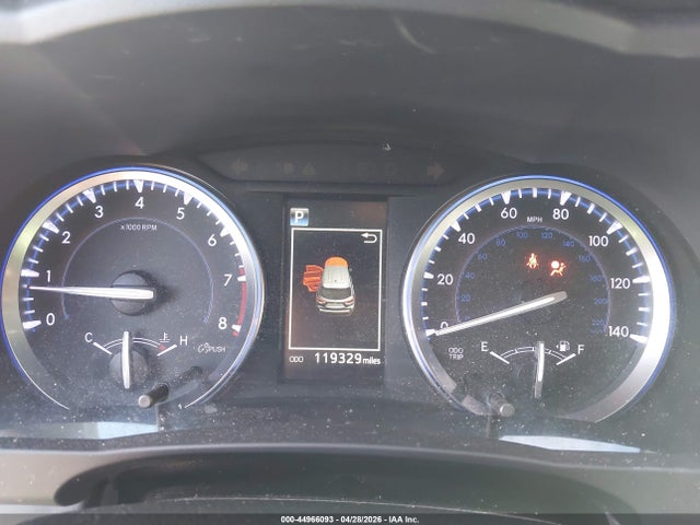 Продажа на аукционе авто 2019 Toyota Highlander Xle, vin: 5TDJZRFH2KS576037, номер лота: 44966093