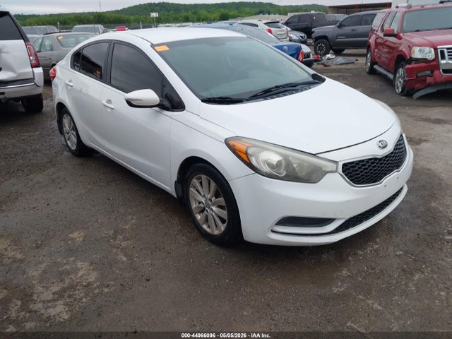 2014 Kia Forte Lx მანქანა იყიდება აუქციონზე, vin: KNAFX4A68E5115646, აუქციონის ნომერი: 44966096