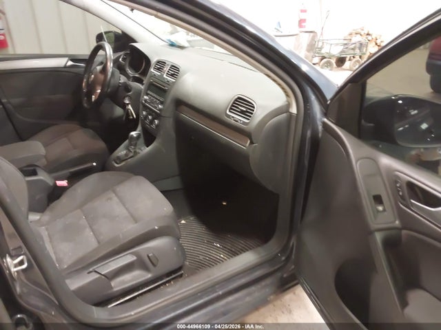 2013 Volkswagen Golf 2.5l 4-door მანქანა იყიდება აუქციონზე, vin: WVWDB7AJ5DW071466, აუქციონის ნომერი: 44966109