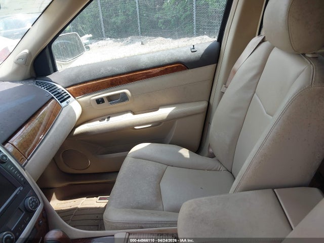 2008 Cadillac Srx V8 მანქანა იყიდება აუქციონზე, vin: 1GYEE53A680147776, აუქციონის ნომერი: 44966110