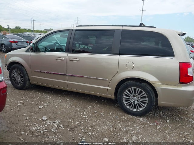 2014 Chrysler Town & Country Touring-l მანქანა იყიდება აუქციონზე, vin: 2C4RC1CG2ER231654, აუქციონის ნომერი: 44966111