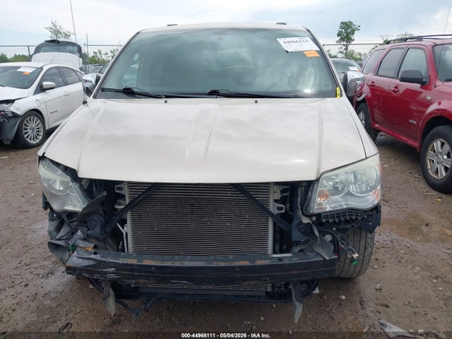 2014 Chrysler Town & Country Touring-l მანქანა იყიდება აუქციონზე, vin: 2C4RC1CG2ER231654, აუქციონის ნომერი: 44966111