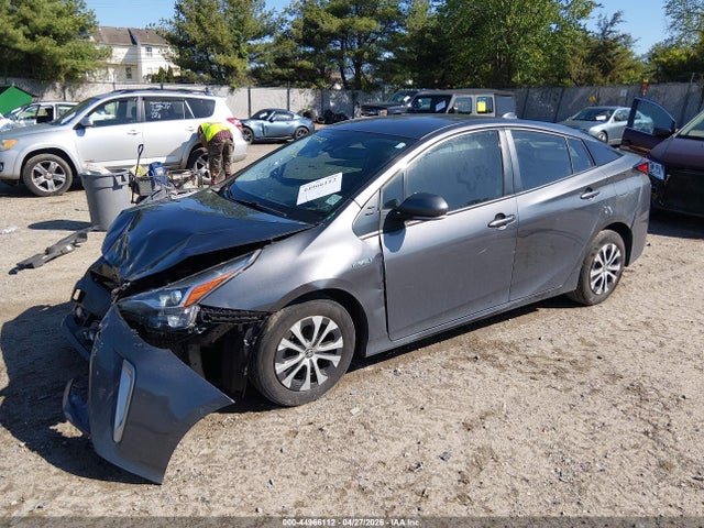 Продажа на аукционе авто 2022 Toyota Prius Xle Awd-e, vin: JTDL9MFU5N3041024, номер лота: 44966112