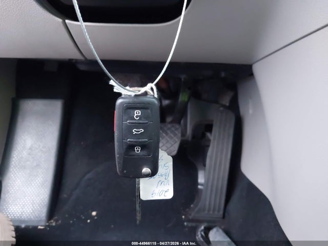 Продажа на аукционе авто 2019 Volkswagen Passat 2.0t Wolfsburg Edition, vin: 1VWLA7A37KC009370, номер лота: 44966115