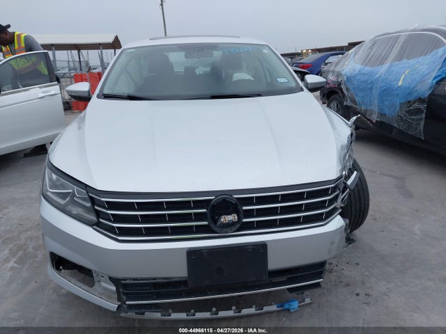 Продажа на аукционе авто 2019 Volkswagen Passat 2.0t Wolfsburg Edition, vin: 1VWLA7A37KC009370, номер лота: 44966115