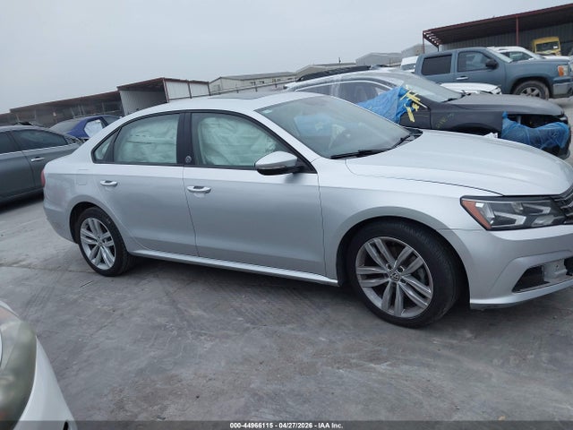 Продажа на аукционе авто 2019 Volkswagen Passat 2.0t Wolfsburg Edition, vin: 1VWLA7A37KC009370, номер лота: 44966115