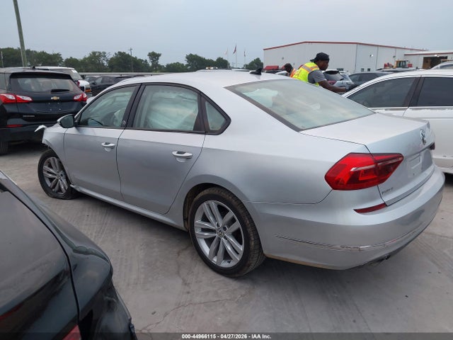 Продажа на аукционе авто 2019 Volkswagen Passat 2.0t Wolfsburg Edition, vin: 1VWLA7A37KC009370, номер лота: 44966115