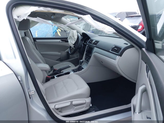 Продажа на аукционе авто 2019 Volkswagen Passat 2.0t Wolfsburg Edition, vin: 1VWLA7A37KC009370, номер лота: 44966115