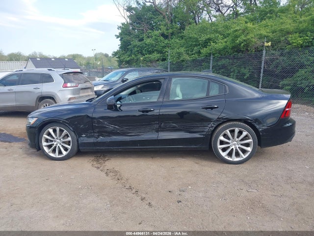 Aukcja sprzedaży 2020 Volvo S60 T5 Momentum, vin: 7JR102FK6LG042663, numer aukcji: 44966131