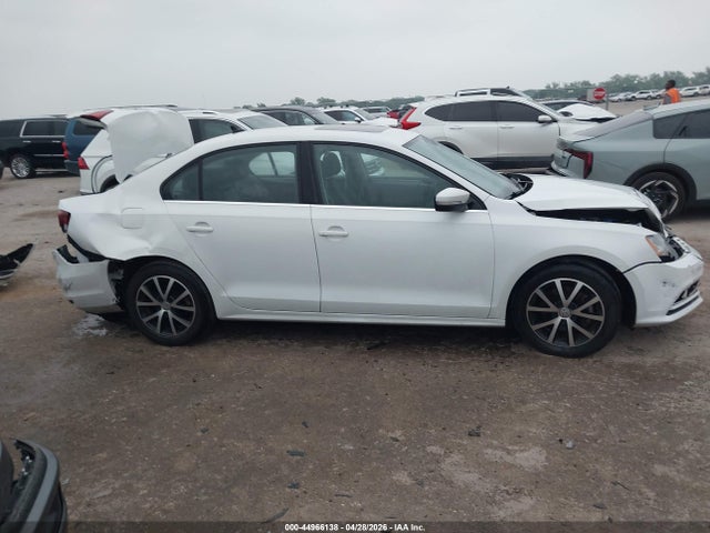 Aukcja sprzedaży 2017 Volkswagen Jetta 1.4t Se, vin: 3VWDB7AJ3HM414553, numer aukcji: 44966138