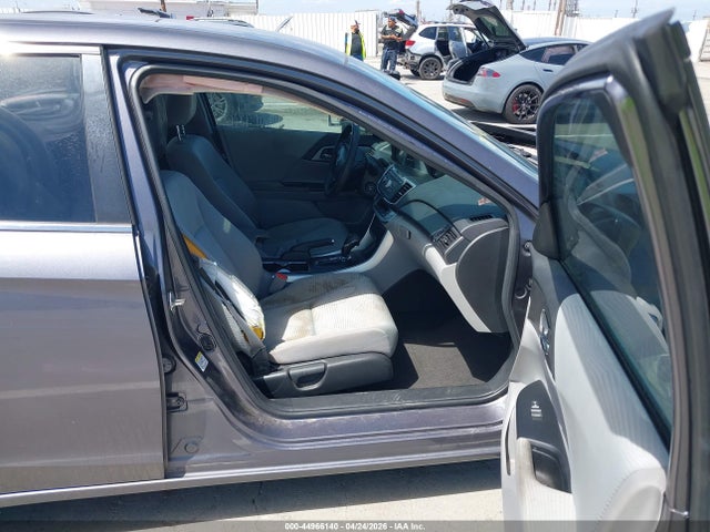 2015 Honda Accord Lx მანქანა იყიდება აუქციონზე, vin: 1HGCR2F32FA261554, აუქციონის ნომერი: 44966140