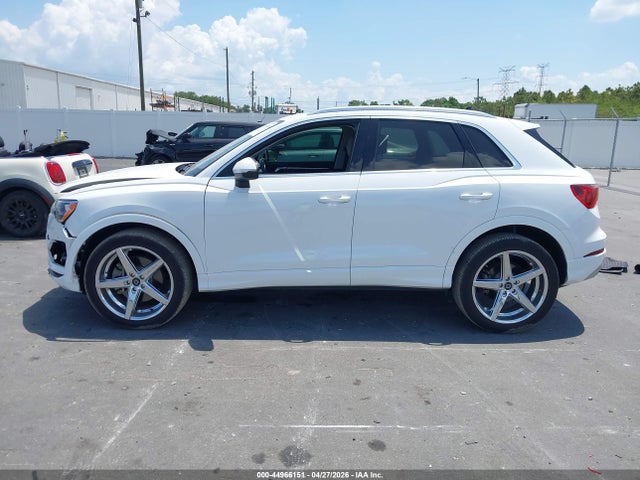 Продажа на аукционе авто 2021 Audi Q3 Premium 40 Tfsi Quattro Tiptronic, vin: WA1AUCF38M1153814, номер лота: 44966151