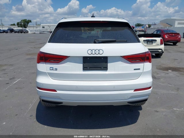 Продажа на аукционе авто 2021 Audi Q3 Premium 40 Tfsi Quattro Tiptronic, vin: WA1AUCF38M1153814, номер лота: 44966151