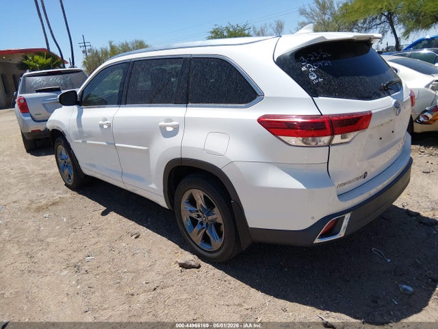 Toyota Highlander Limited Platinum 2017 5TDDZRFH1HS454579 Image 3