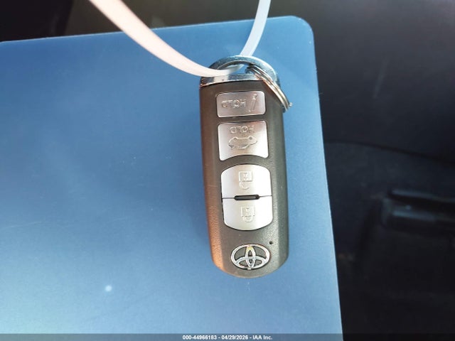 3MYDLBYV3HY188259 Toyota YARIS IA