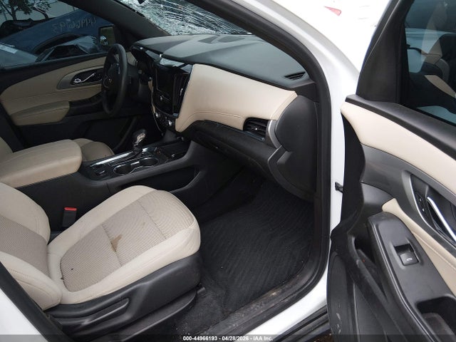 Продаж на аукціоні авто 2022 Chevrolet Traverse Fwd Ls, vin: 1GNERFKW0NJ178466, номер лоту: 44966193