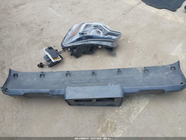5TFRX5GN5JX106468 Toyota Tacoma Sr
