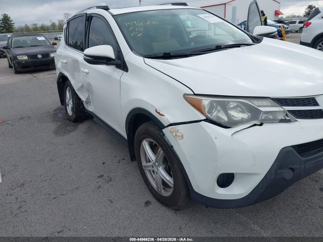 Продаж на аукціоні авто 2015 Toyota Rav4 Xle, vin: JTMWFREV2FJ053366, номер лоту: 44966236