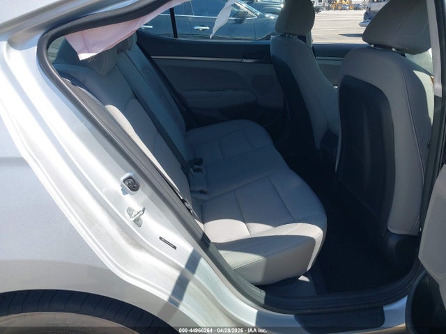 Продаж на аукціоні авто 2018 Hyundai Elantra Se, vin: 5NPD74LF0JH219162, номер лоту: 44966264