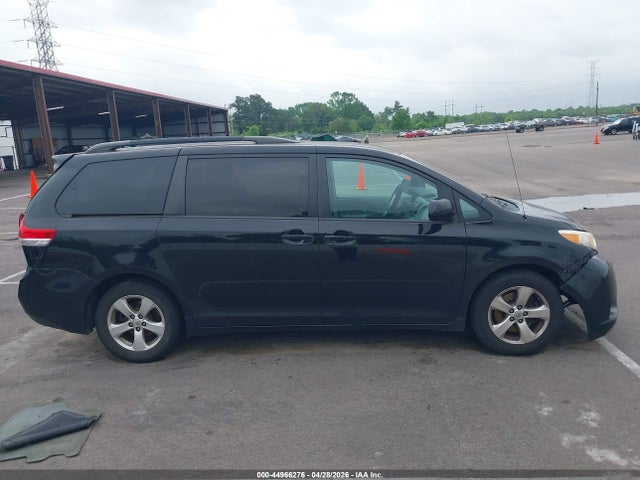 Продажа на аукционе авто 2014 Toyota Sienna Le V6 8 Passenger, vin: 5TDKK3DC5ES453057, номер лота: 44966276