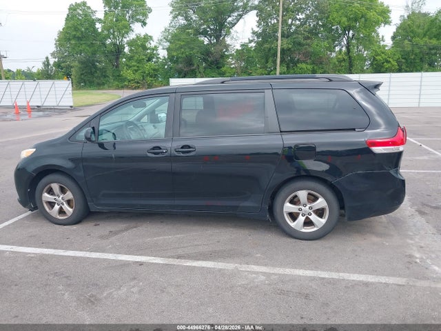 Продажа на аукционе авто 2014 Toyota Sienna Le V6 8 Passenger, vin: 5TDKK3DC5ES453057, номер лота: 44966276