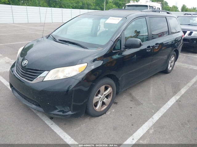 Продажа на аукционе авто 2014 Toyota Sienna Le V6 8 Passenger, vin: 5TDKK3DC5ES453057, номер лота: 44966276