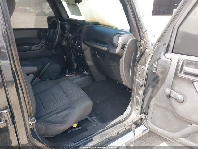 44966299 :رقم المزاد ، 1C4BJWDGXDL642004 vin ، 2013 Jeep Wrangler Unlimited Sport مزاد بيع