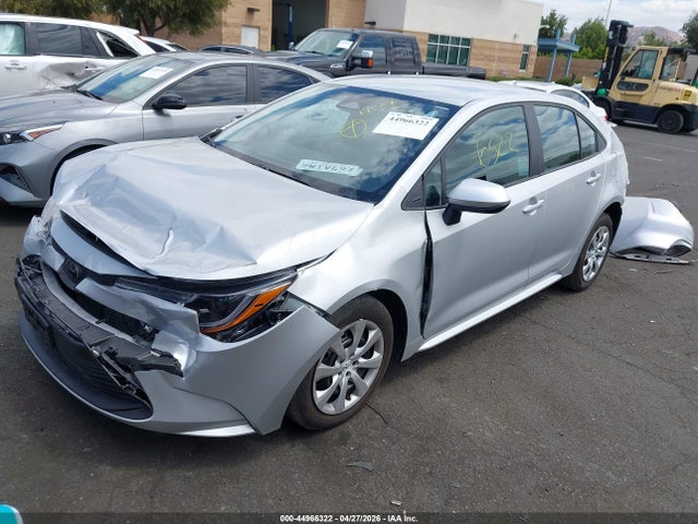 5YFB4MDE7SP269731 Toyota COROLLA LE