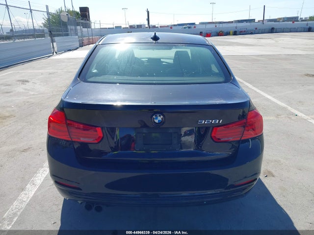 Aukcja sprzedaży 2016 Bmw 328i, vin: WBA8E9G55GNT86712, numer aukcji: 44966339