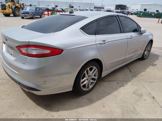 Ford FUSION SE 2014 1FA6P0H7XE5366930 Image 4